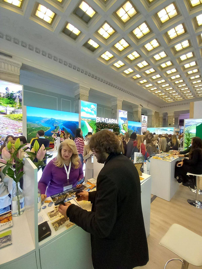 ITTF Warsaw във Варшава и Touristik & Caravaning в Лайпциг